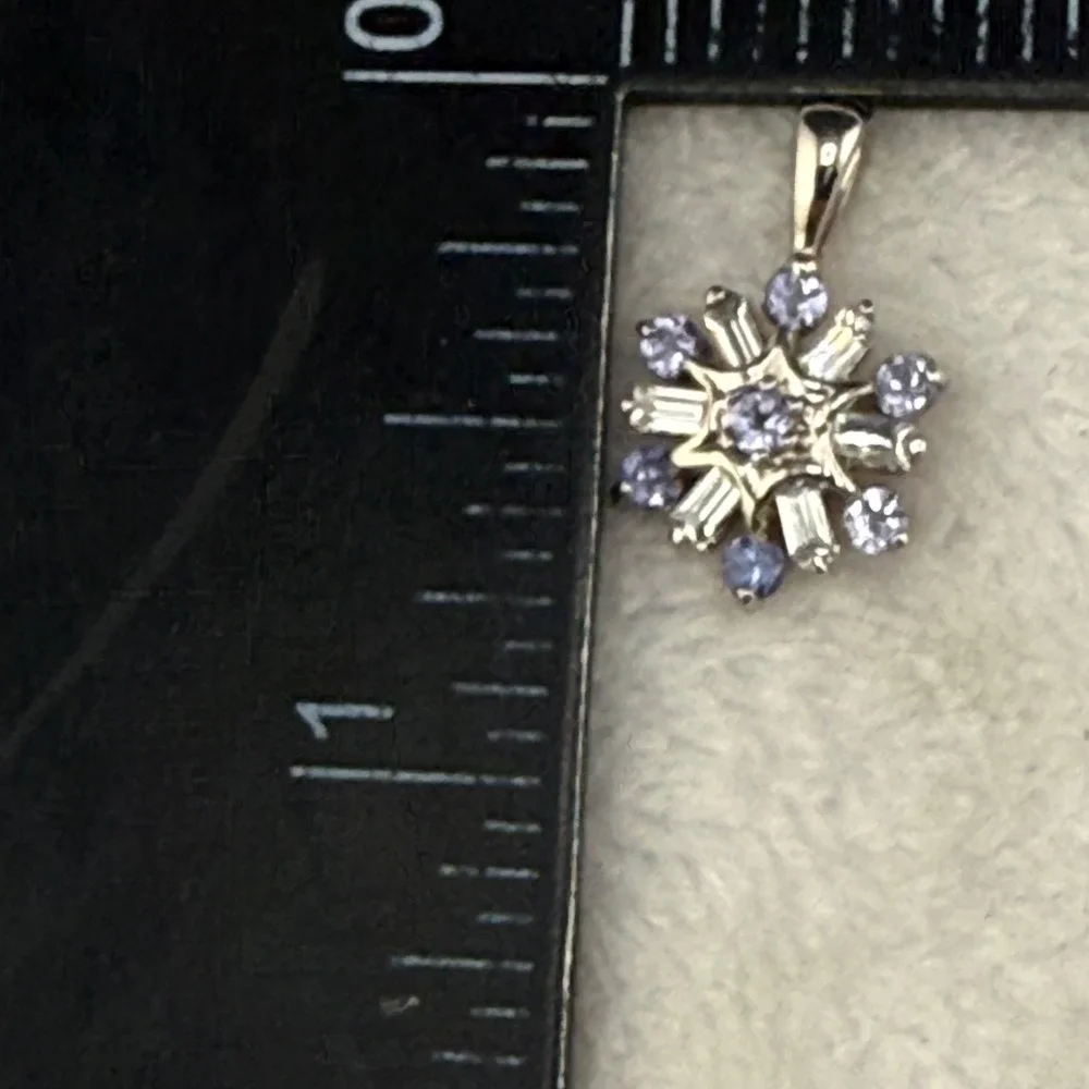 Vintage Snowflake Pendant Silver Tone Lavender Clear Stones